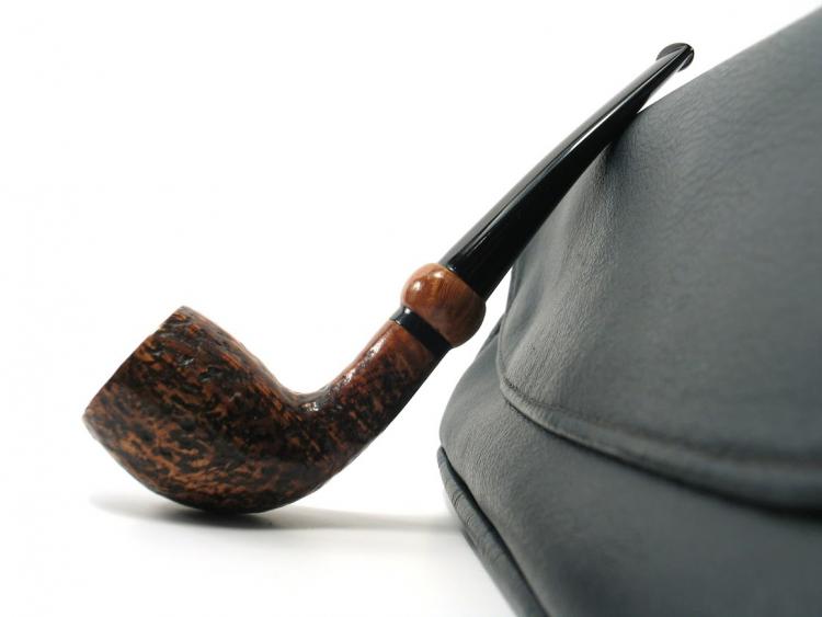  small rusticated pipe