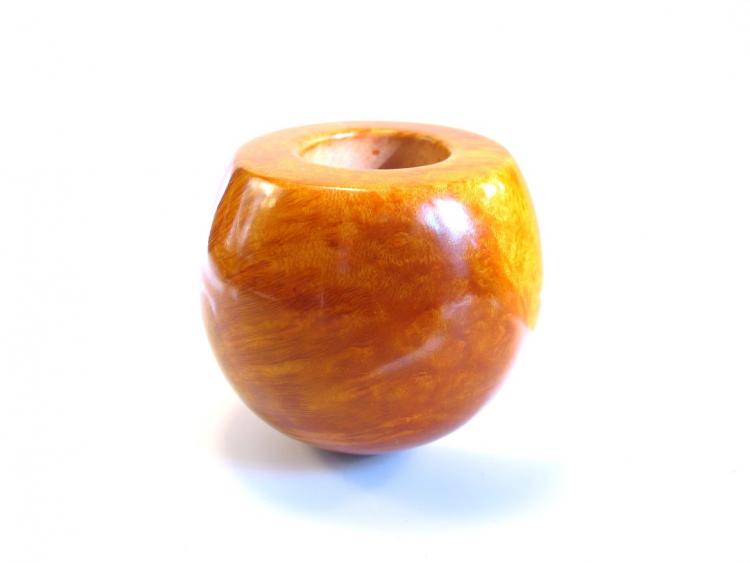  smooth straight apple